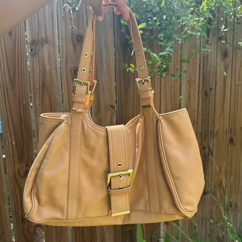 FENDI Vintage Brown Leather Shoulder Bag authentic